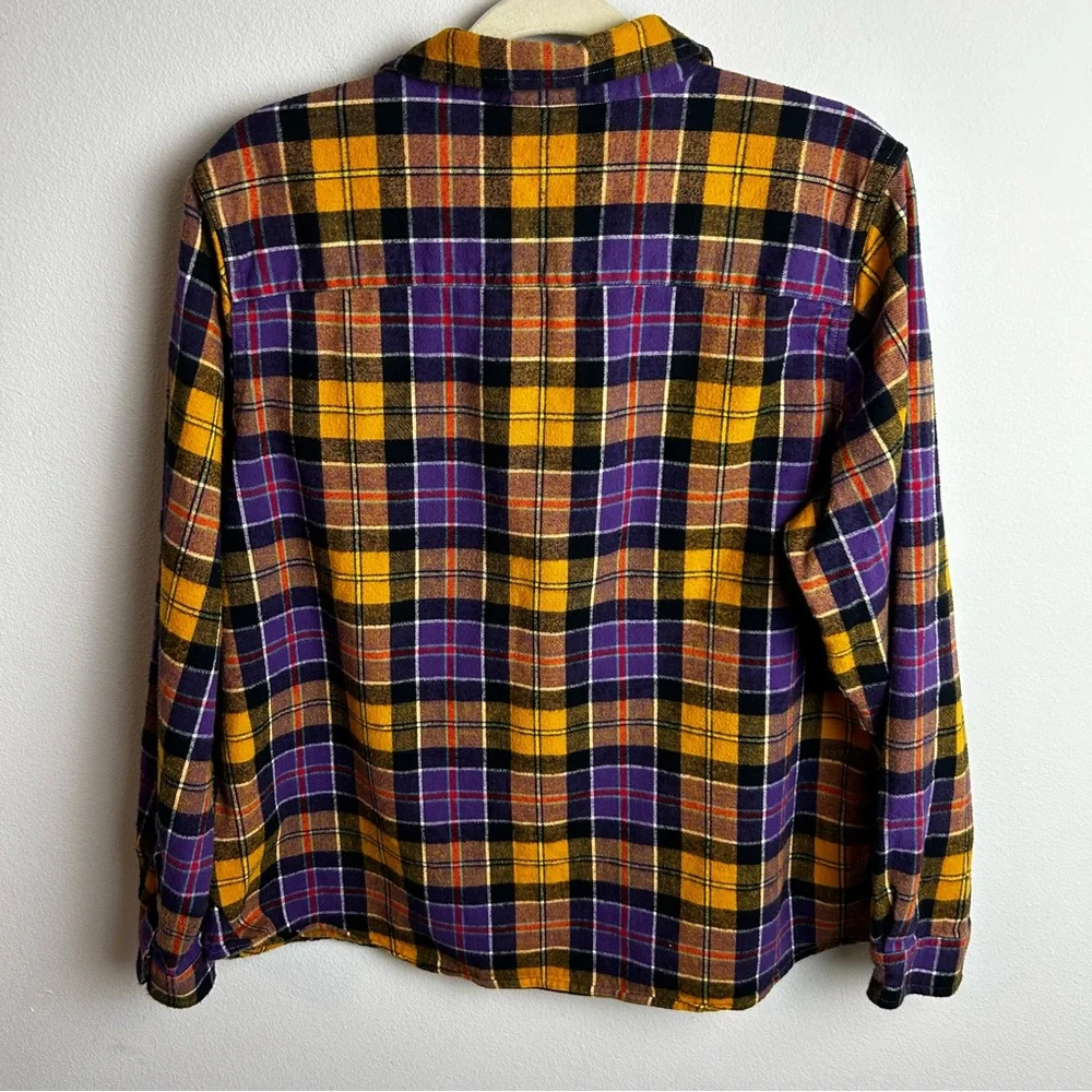 L.L. Bean Women's Scotch Plaid flannel shirt tartan pattern size: M/L - Picture 7 of 7
